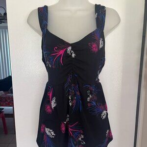 TORRID ~ Classy Top